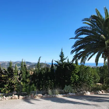 アパート Adjacent To Nature Reserves カルプ